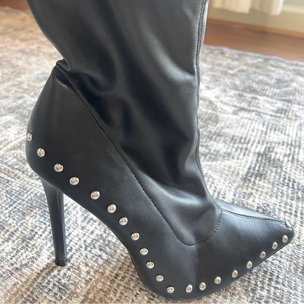 Ankle height booties